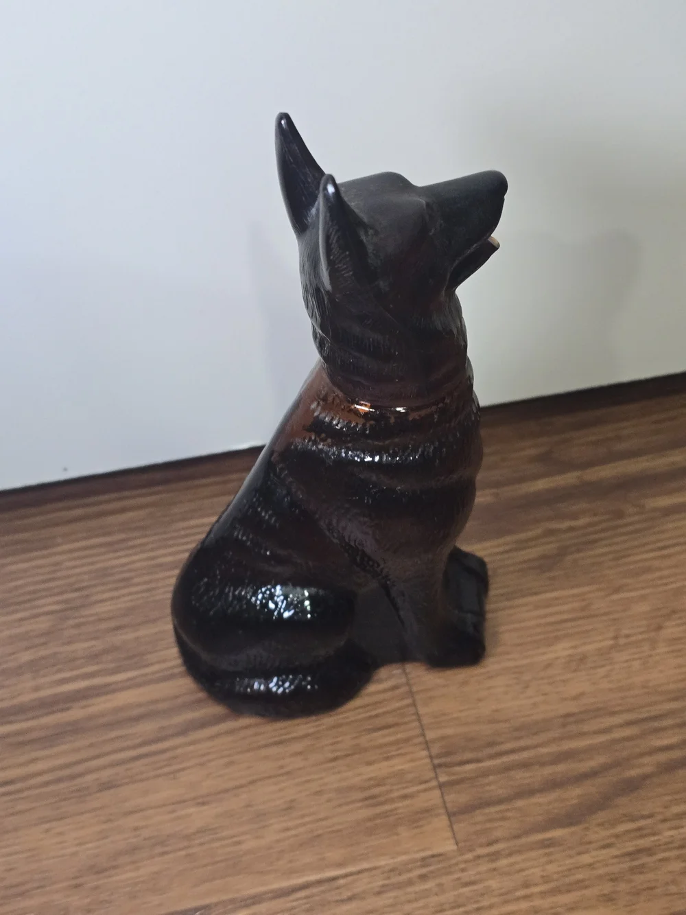 Vintage 1975 Avon 'Noble Prince' German Shepherd aftershave bottle.